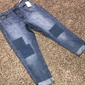 Universal Thread Blue Boyfriend Jeans